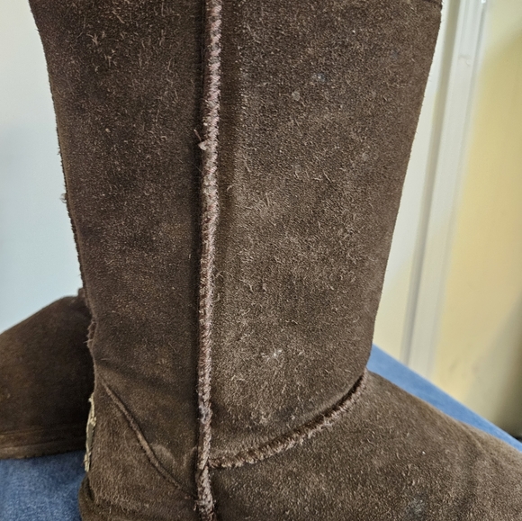 Bearpaw Chocolate Suede Boot Wool-lined - Picture 12 of 13
